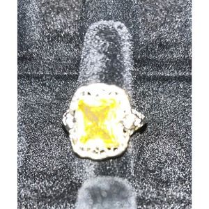 Fashion jewelry Yellow Zircon in Faux silver tone setting (2)